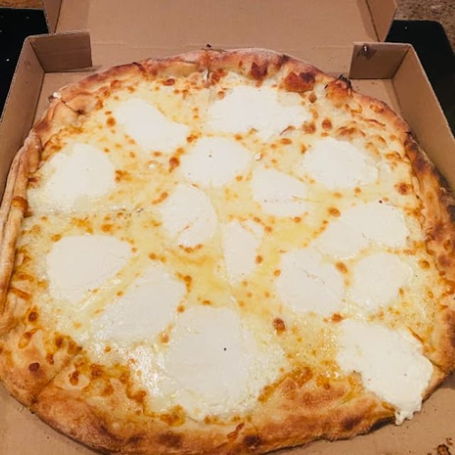 Bianca Pizza.